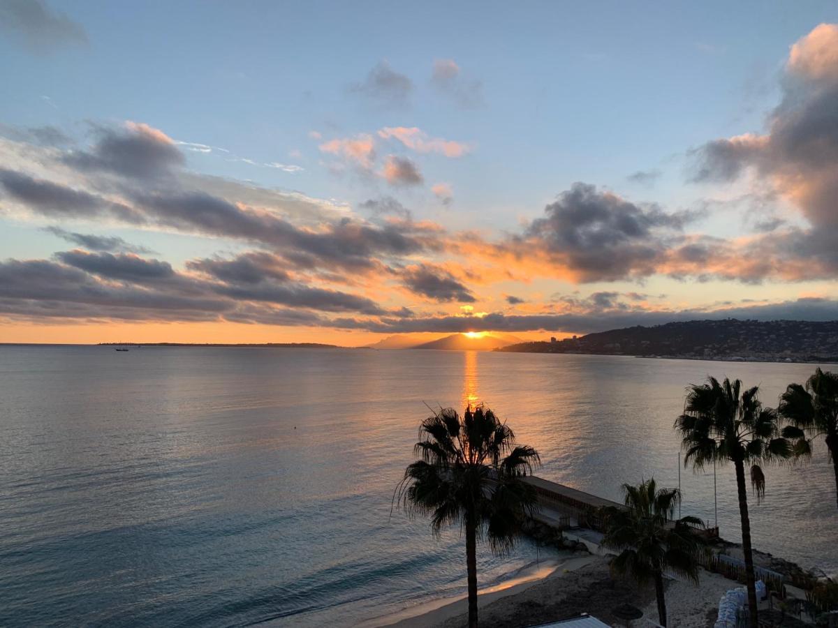 Vue Mer Panoramique, Clim, Balcon Et Plages Antibes Dış mekan fotoğraf